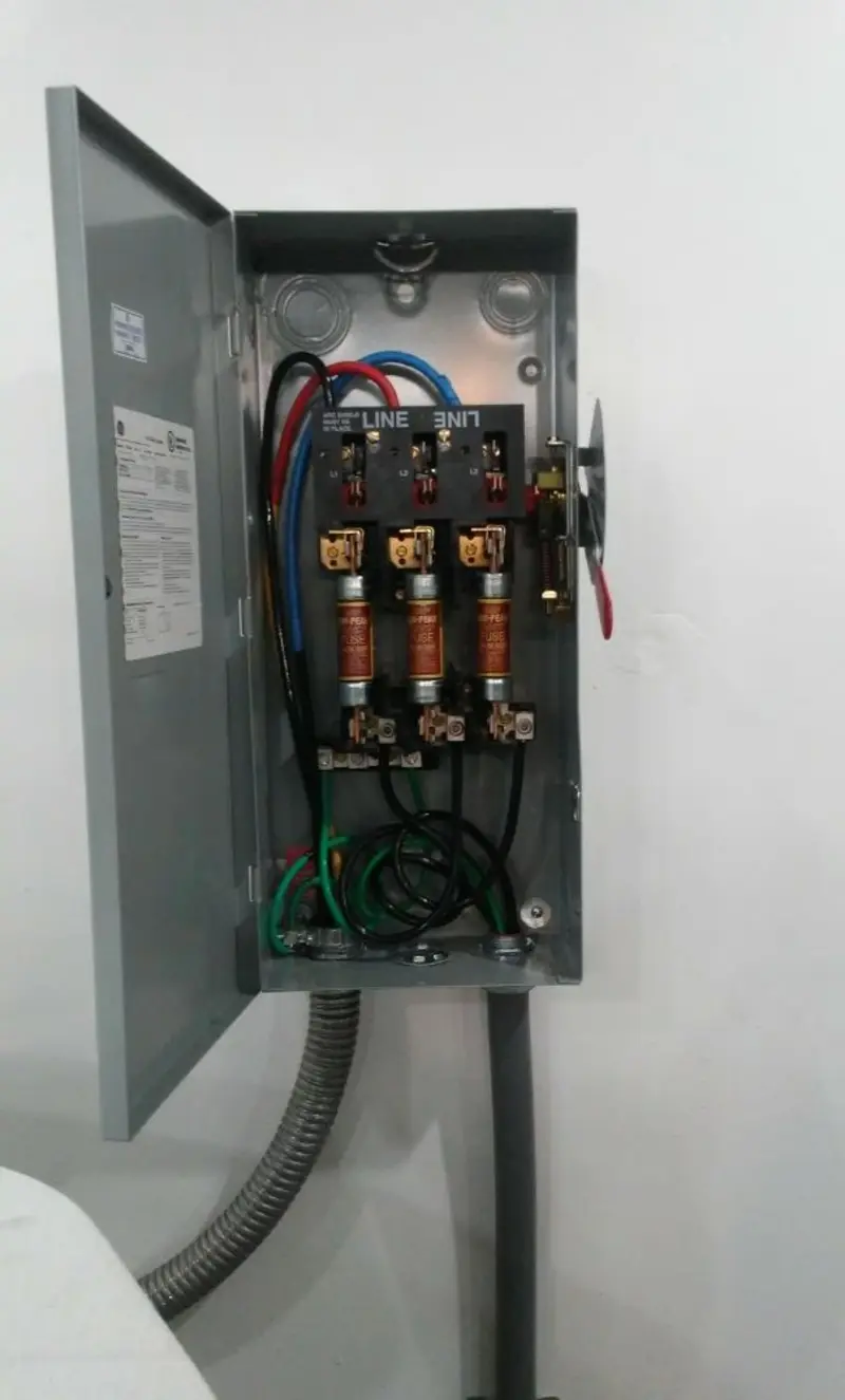Three-phase disconnect switch installed for Electrical Wiring & Rewiring in Grandville